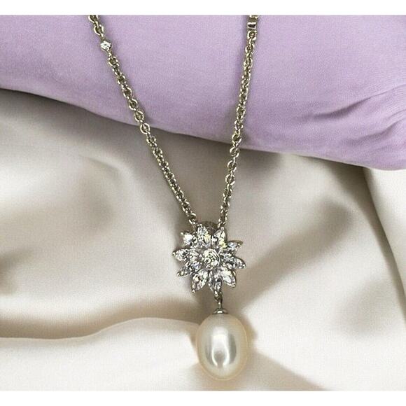 Sterling Silver Pearl (10mm) Starburst Pendant Necklace Luxury Fashion Style NEW - Picture 5 of 16